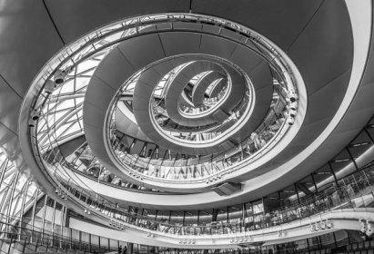 File:City Hall, London, Spiral Staircase - 1.jpg - Wikimedia Commons
