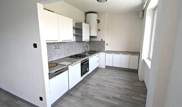 Pronájem bytu 2+1 56 m - Vinohradská 976, Litvínov | Reality.iDNES.cz 