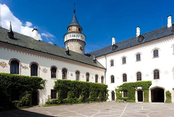 Fototest: poznáte těchto 10 hradů a zámků? | Cestovinky.cz