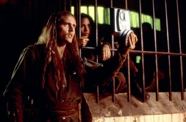 Barry Pepper, Sabine Karsenti - Bojiště Země: Sága roku 3000 - Z filmu