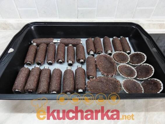 Ořechové trubičky (nepečené) video recept | Videokuchařka.cz