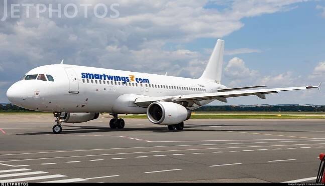 Photo of YL-LDE - Airbus A320-232 - Smartwings (SmartLynx Airlines)