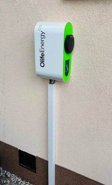 FVE s bateriovým úložištěm a nabíjecí stanici pro elektromobily- Mikulovice | FVE Arpeg