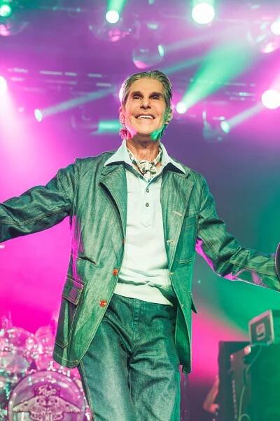 Perry Farrell Responds to Jane’s Addiction Bandmates With Lawsuit of His Own