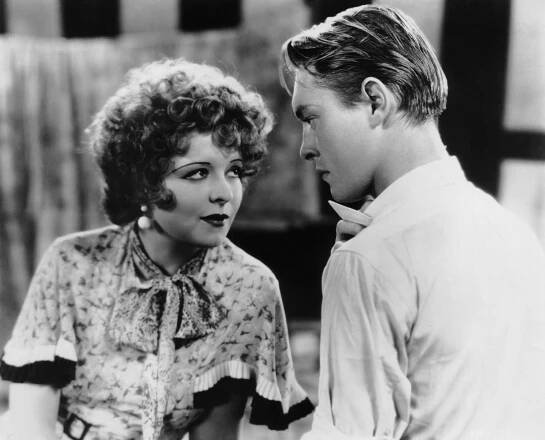 Clara Bow, Richard Cromwell - Hoop-La - Z filmu