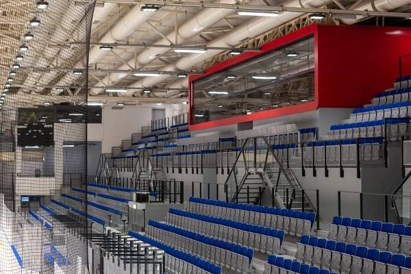 OBRAZEM: Poruba je doma v novém, plocha jako v NHL. Co novinky a cena?