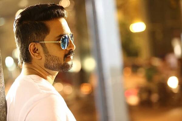 Santhanam