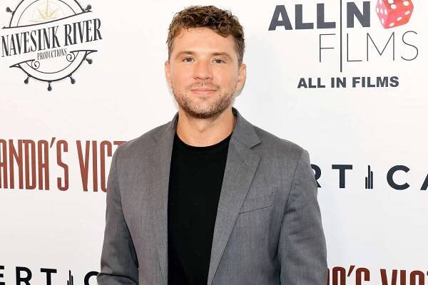 Ryan Phillippe attends the Los Angeles Special Screening of 