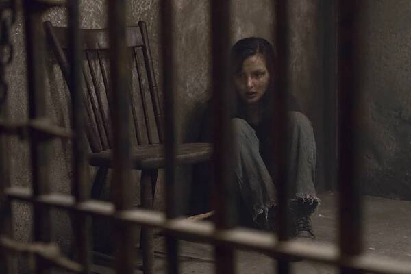 Cassady McClincy Zhang in Živí mrtví (2010)