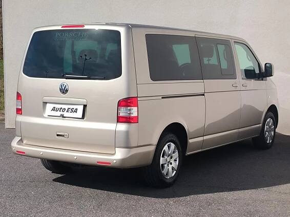 Volkswagen Caravelle 2.5TDi 4X4 nafta | Autobazar Auto ESA
