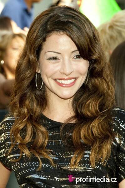 Emmanuelle Vaugier - celebrity účes - HappyHair