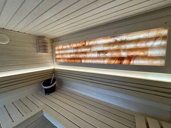 Panoramatická sauna 6,5 x 2,4 m - s venkovní terasou - Liberec - Panorama Saunie