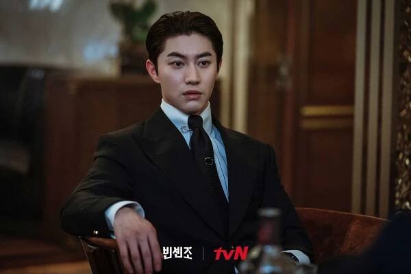 Kwak Dong-Yeon