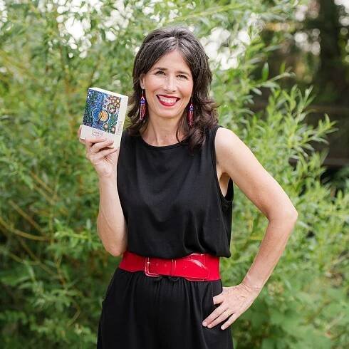 Andrea Menard