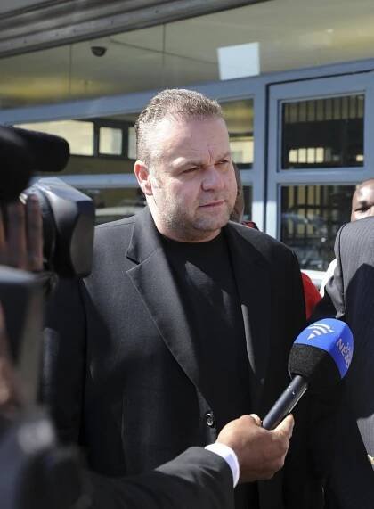 Krejčíř je spojen s vraždou právníka v JAR, spekulují tamní média