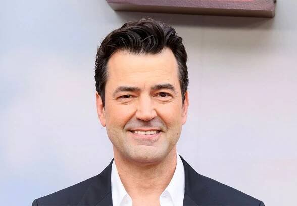 What are some of Ron Livingston’s notable films and TV projects?