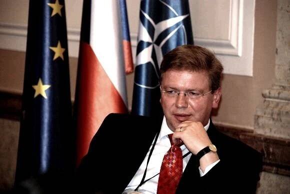 Füle uklízí pytle po Špidlovi a Praze slibuje informace