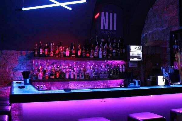 Klub N11-Národní Třída Praha 1 – Studio Šárka Linhartová