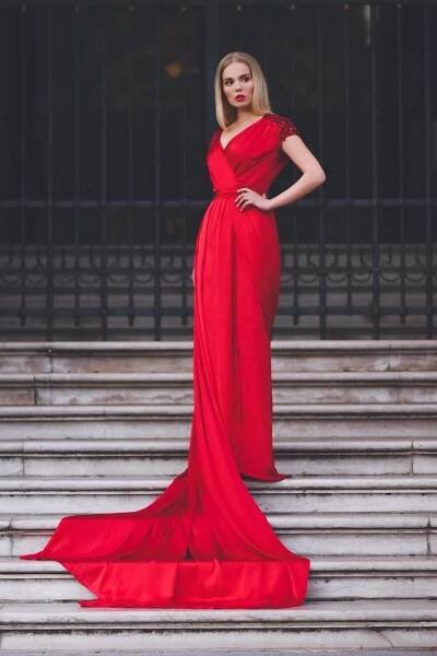 Katariina Juselius Miss Multiverse Finland 2019