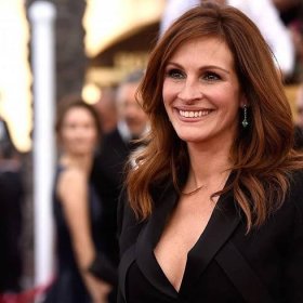 Julia Roberts Will Give Daughter Hazel This Iconic Piece of Hollywood