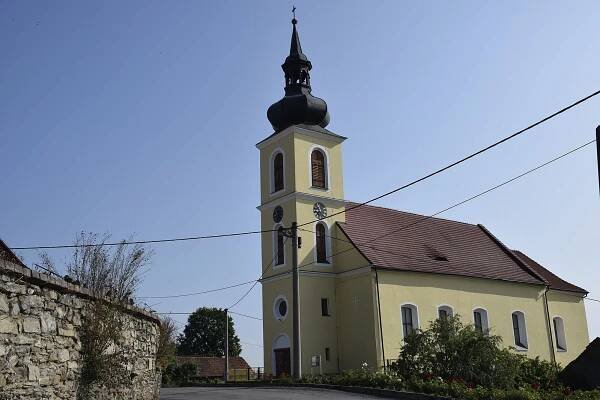 Soubor:Radošovice (okres Benešov) (015).jpg