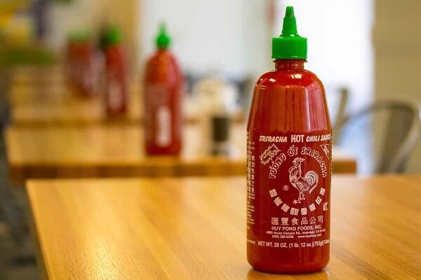 Huy Fong Foods Omáčka Sriracha Hot Chilli Original, 255 g
