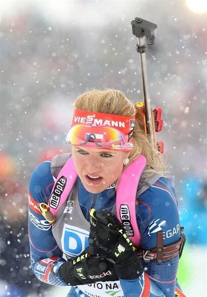 Gabriela Soukalová během stíhacího závodu v Novém Městě na Moravě.