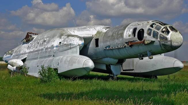 Forgotten weapons: The only Soviet aircraft with vertical takeoff from water (PHOTOS)