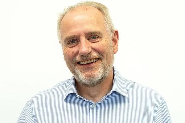 Steve James