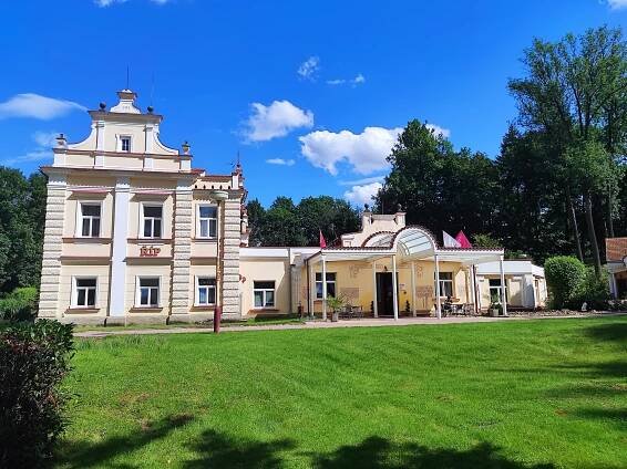Pobyt: Lázně na zkoušku od 2 905 Kč Mšené-lázně Lázně Mšené, a.s. • Firmy.cz
