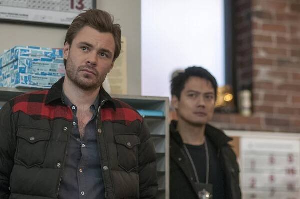 Patrick John Flueger, Archie Kao - Policie Chicago - A Beautiful Friendship - Z filmu