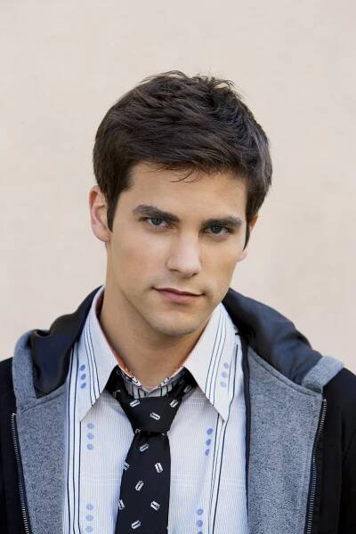 Prolhané krásky - Nevzdávej se - Promo - Brant Daugherty