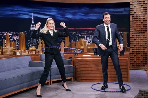 Brie Larson Jimmy Fallon