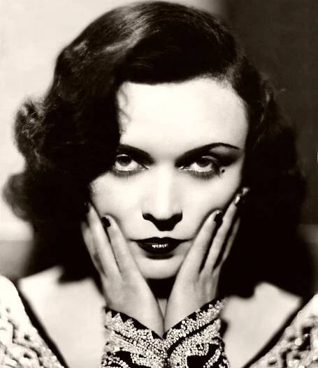 Vintage: Portraits of Pola Negri – Silent Movie Star