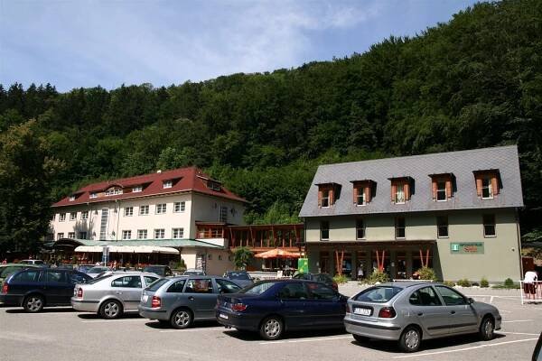 Hotel Skalní mlýn, Česká republika Moravský kras - 1 370 Kč Invia