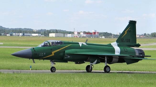 JF-17 Thunder, FC-1 Fierce Dragon (CAC / PAC) - FIGHTER PLANES