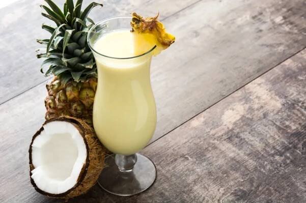 koktejl piña colada - piňa colada - stock snímky, obrázky a fotky