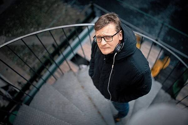 Za deset let třeba dostanu čip a oko se zas rozsvítí, doufá herec Jankovský