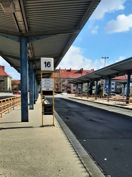 Fotogaléria • Uherské Hradiště, aut.nádr. 16 (Autobusová stanica) • Mapy.com