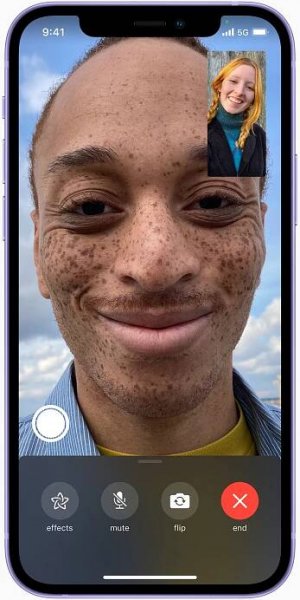 apple_iphone-12-spring21_facetime_04202021