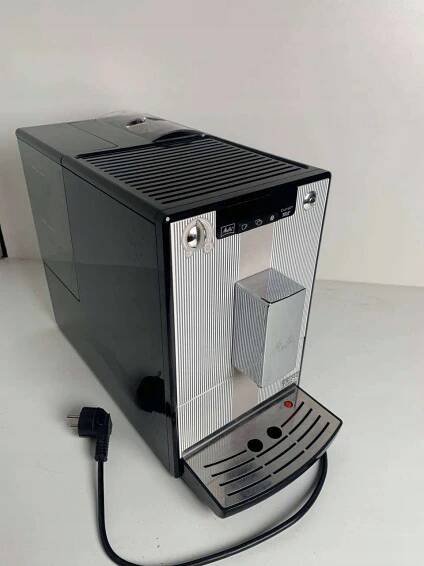 Melitta E 950-222 Caffeo Solo Automatický kávovar, 1400 Hlavní barva černá
