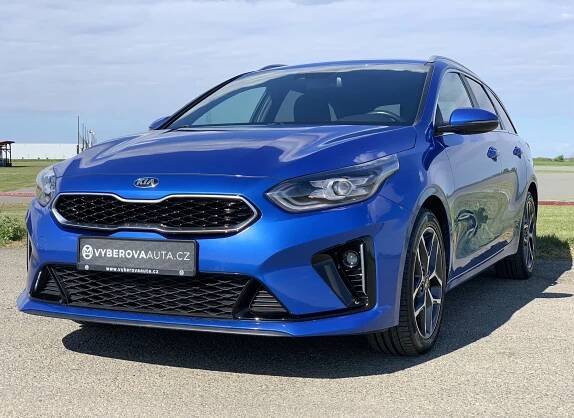 Kia CEED SW GT-Line 1.4 T-GDi 103 kW/Aut/7.2021/Záruka 7 let - Výběrová auta
