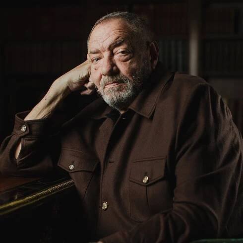 Dick Wolf Enters Streaming With New Amazon Prime Show ‘On Call’