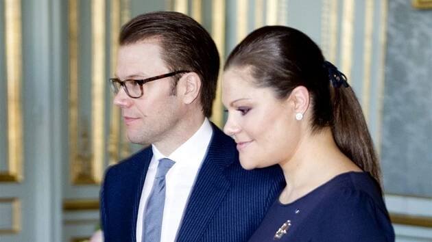 Švédská princezna Victoria a její manžel Daniel Westling (21. února 2012)