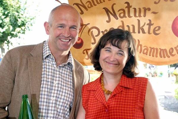 Fritz Egger, Maria Hofstätter - 4 ženy a pohřeb - Naturtrüb - Promo