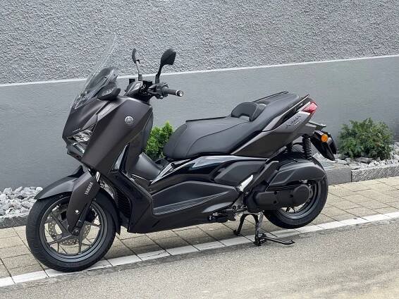 YAMAHA XMAX 125 Tech MAX + 2025-showroom-element-1