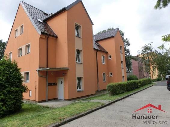 Pronájem bytu 1+kk, 26m2, Ústí nad Labem, ul. Lisztova, 6 500 Kč/měs