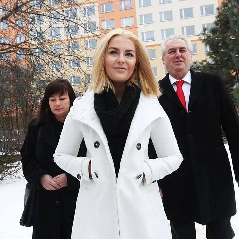 Dobrá zpráva z pornokauzy: Kateřina Zemanová je zdravá