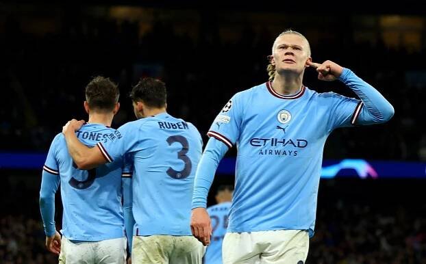 Manchester City - Bayern 3:0. Citizens po třígólové výhře klepou na bránu semifinále