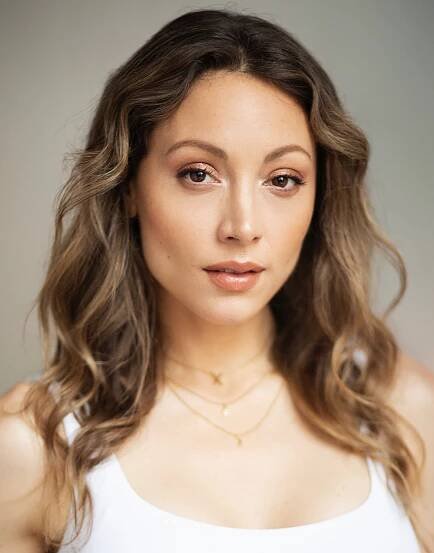 Leah Gibson - film Mercy (2023) - na civilnej fotke